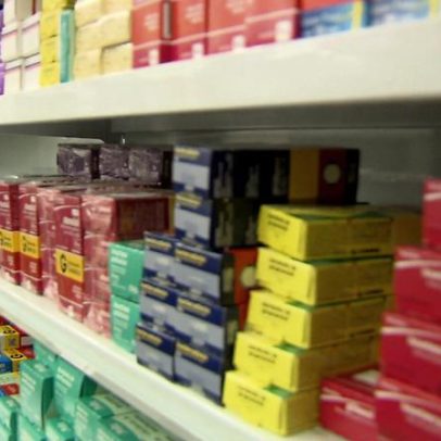 Câmara aprova venda de medicamentos em supermercados; vai para sanção