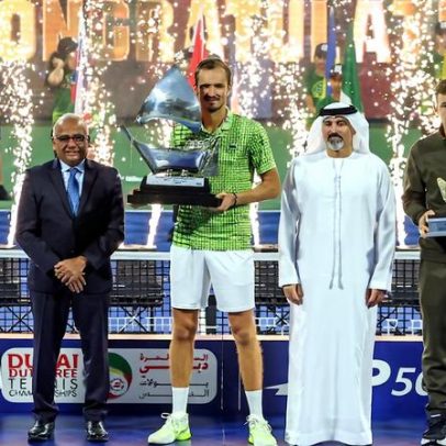 Finalistas em Dubai permanecem no local após fechamento do espaço aéreo