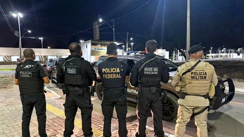 Agentes cumprem mais de 100 mandados de prisão em todo o País. Foto: Divulgação PF
