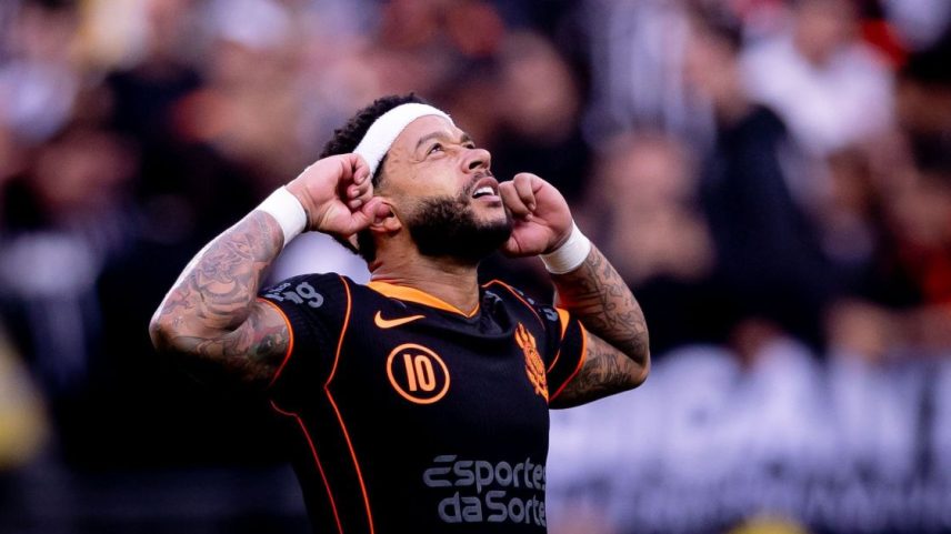 Corinthians e Memphis buscam renovação, mas dívida é empecilho