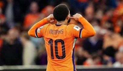 Memphis Depay é cortado da seleção holandesa por lesão