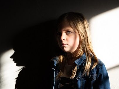 IBGE aponta que 1 em cada 4 meninas sente que a vida não vale a pena