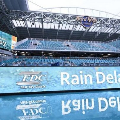 Chuva atrasa rodada em Miami, mas sessão noturna é mantida