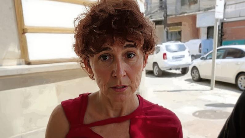 Marissol (foto) relatou que foi atingida com tapas durante abordagem policial dentro da escola