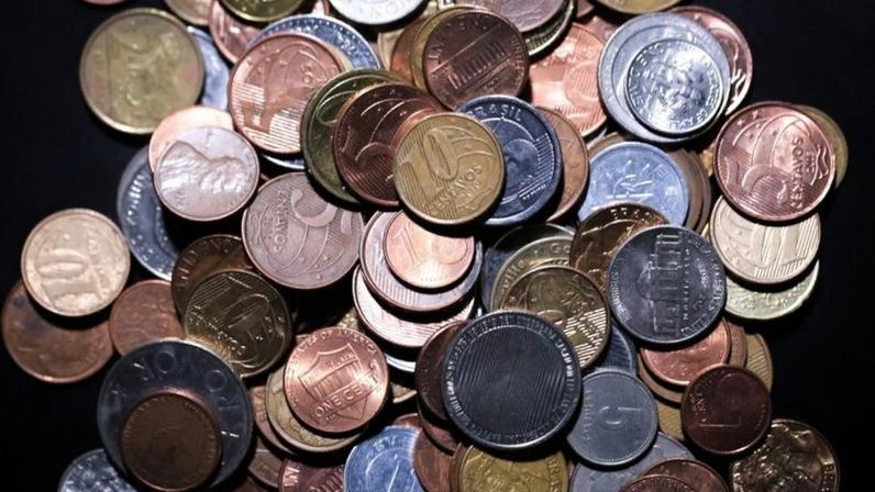A combinação entre Simples Nacional, baixa escala produtiva e forte dependência do trabalho do próprio sócio favorece estruturas em que o pró-labore funciona como mecanismo de formalização da renda do trabalho autônomo, dizem os articulistas