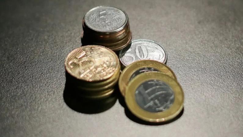 Inflação desacelera para 0,44% em março, aponta IBGE