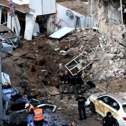 Irã ataca Israel com mísseis um dia após negar negociação com Trump