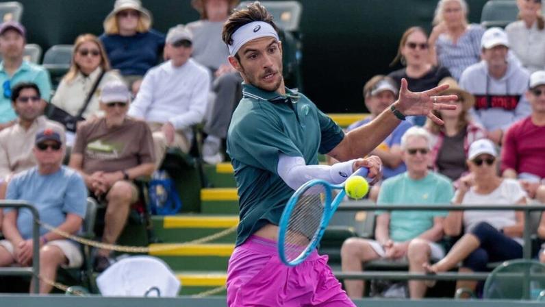 Musetti sofre lesão no braço e fica fora do Masters de Miami