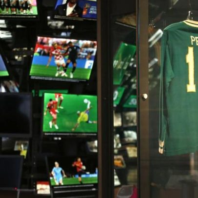 Museu do Futebol lança audioguia em formato de rádio