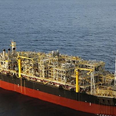 EUA autorizam entrada de petroleiro russo em Cuba