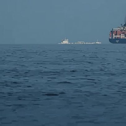 Navios recuam no Estreito de Ormuz após alertas do Irã