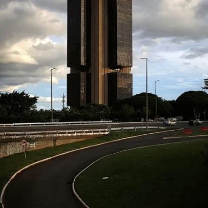 Copom reduz Selic para 14,75% e não se compromete com novos cortes