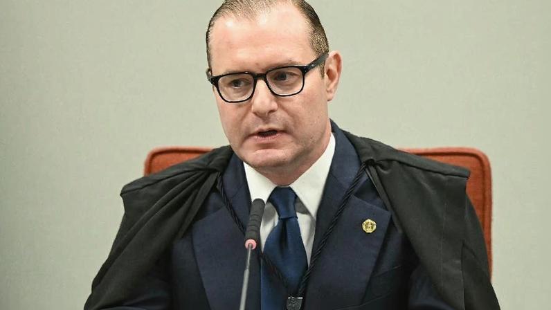 O ministro Cristiano Zanin assumiu relatoria do pedido após Dias Toffoli se declarar suspeito