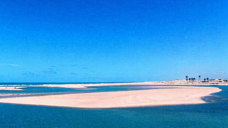 Paisagem litorânea associada às praias de Cascavel CE (Caponga e Águas Belas). Créditos: Tripadvisor.