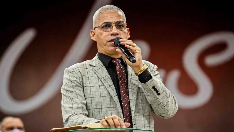 Pastor Júnior Trovão