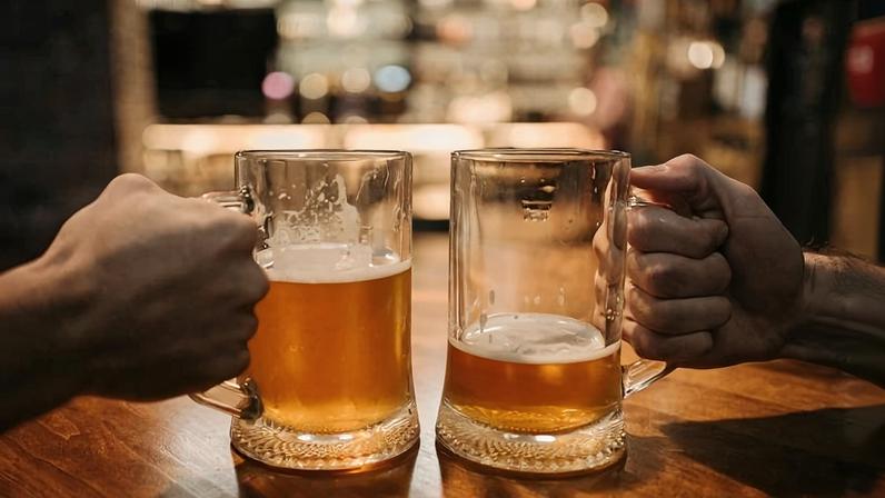 India is facing supply disruptions and higher beer prices due to a surge in costs for producers following the conflict in the Middle East.