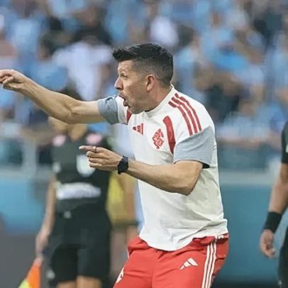 Pezzolano acusa torcedor do Grêmio de operar o VAR após final do Gaúcho