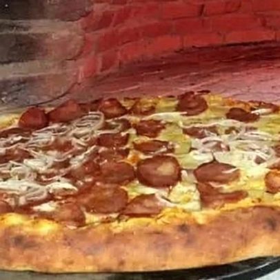 Necropsia não indica intoxicação em mulher que morreu após comer pizza