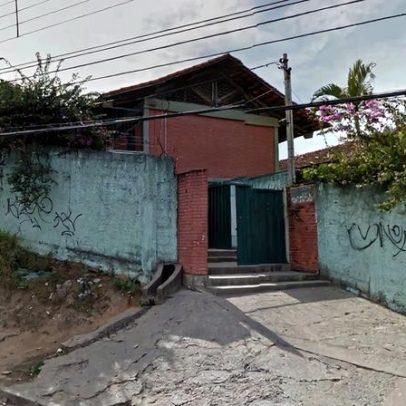 Governo privatiza 95 escolas estaduais; oposição reage
