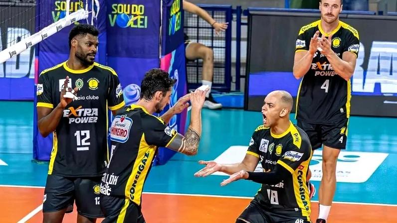 Praia Clube comemora vitória na Superliga Masculina (Foto: Reprodução/Instagram)