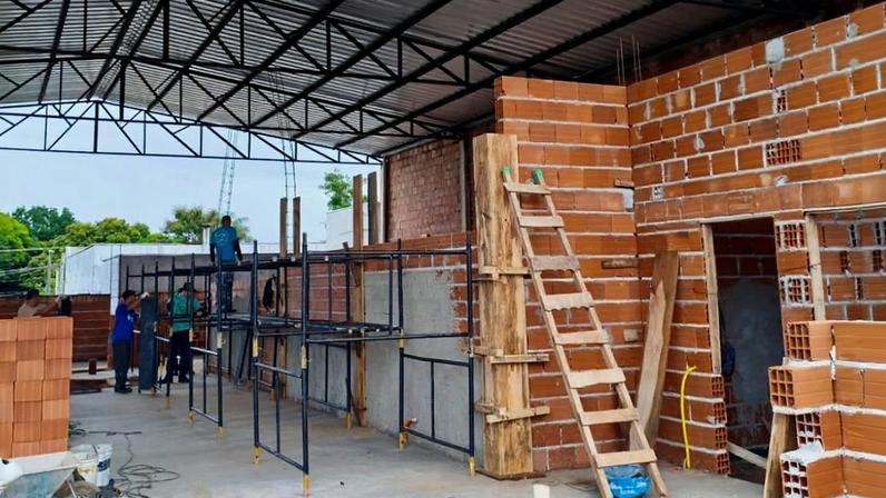 Igreja inicia construção de templos e espera concluir em 30 dias