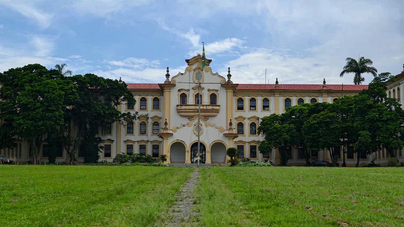 Vista do campus principal da UFRRJ, em Seropédica RJ, referência nacional em ensino, pesquisa e extensão. Crédito: Imagem do CCS.