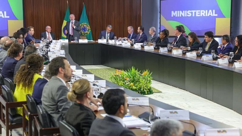 Brasília (DF), 31/03/2026 - O presidente Luiz Inácio Lula da Silva coordena reunião ministerial no palácio do Planalto. Foto: Fabio Rodrigues-Pozzebom/Agência Brasil