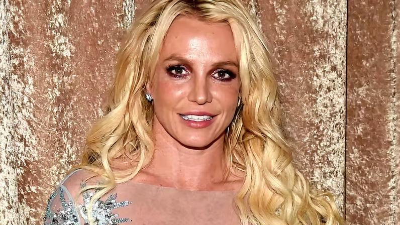 Britney Spears é presa por dirigir sob efeito de álcool