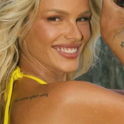 Yasmin Brunet impressiona fãs com bronzeado durante show