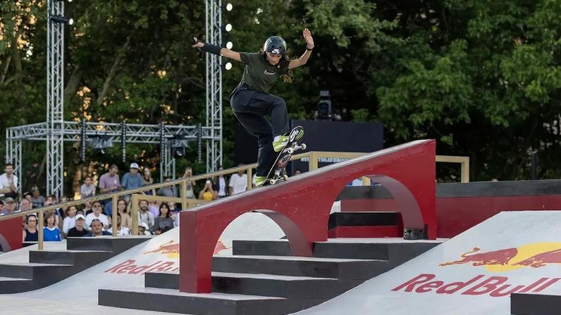 Rayssa enfrenta Japão e Brasil disputa pódio no Mundial de Skate
