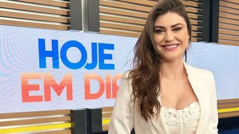 Record promove reestruturação e demite apresentadora do Hoje em Dia