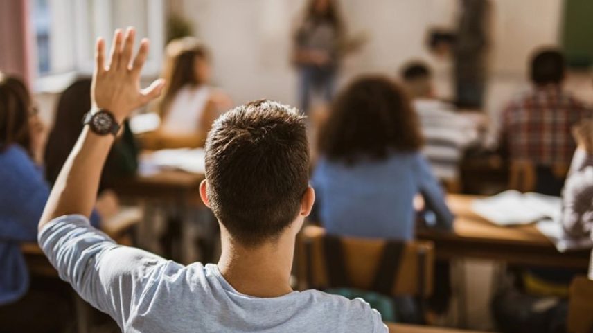 Sucesso nos estudos está ligado à prática religiosa, diz pesquisa