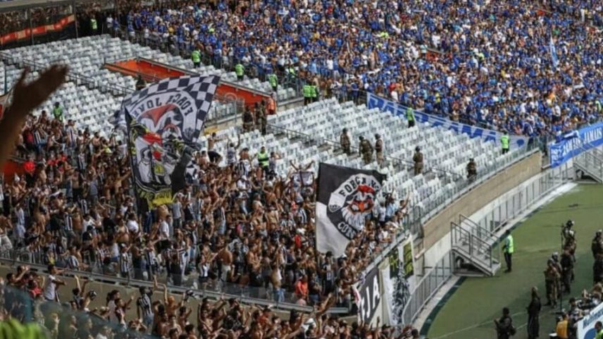 Torcidas de cruzeiro x atlético no Mineirão (Foto: Pedro Souza / Atlético)