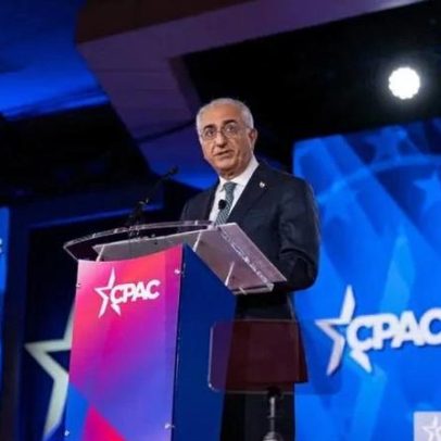 Opositor pede intervenção dos EUA com lema "Make Iran great again"