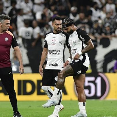Executivo do Corinthians diz que Memphis pode tratar lesão na Holanda