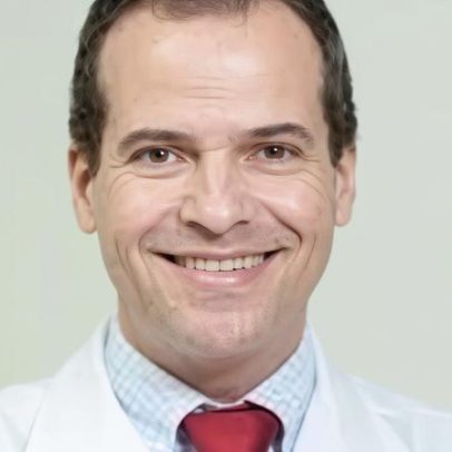 Dr. Roberto Navarro Sousa Nilo