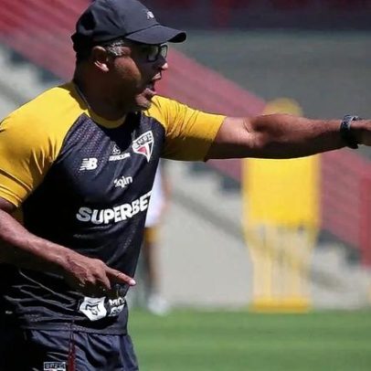 São Paulo realiza treino tático com novidades