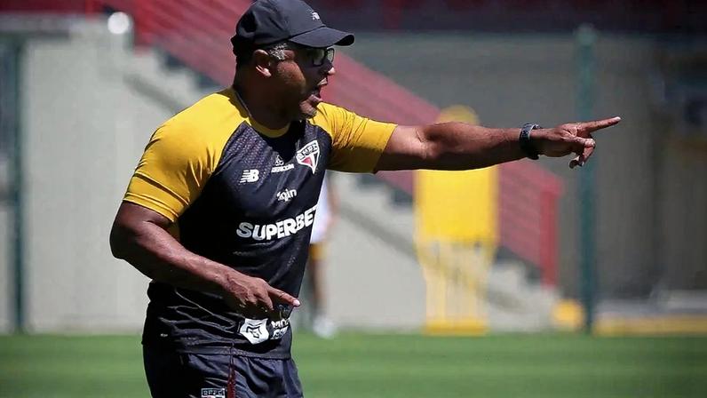 Tricolor olha para jogo contra o Internacional (Foto: Erico Leonan / São Paulo FC)