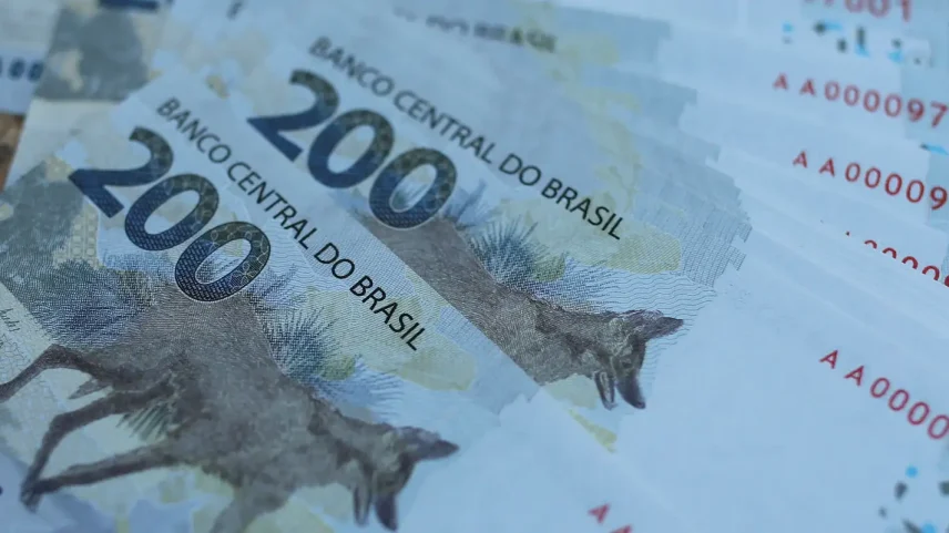 Notas de 200 reais 02/09/2020 REUTERS/Adriano Machado