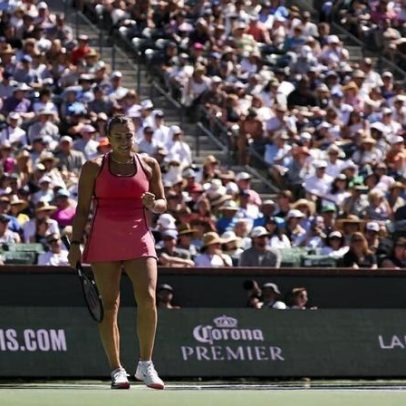 Sabalenka vence Mboko e avança à primeira semifinal