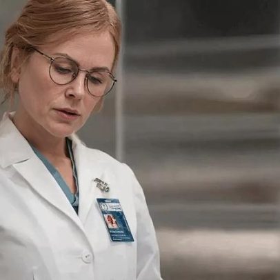 Scarpetta equilibra morbidez e sofisticação nos clichês do thriller criminal