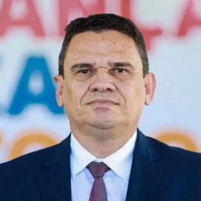 Governo afasta secretário de Segurança após pedido de foto a delegada
