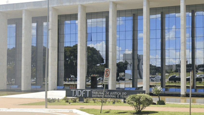 Na imagem, a sede do TJ-DFT. Todos os 27 tribunais analisados registraram pagamentos acima do teto em 2025