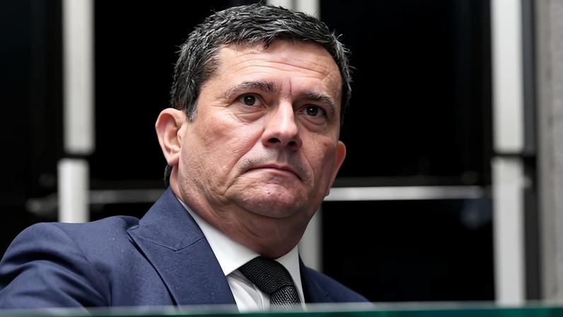 Senador Sergio Moro (União Brasil) lidera três cenários de 1º turno para a disputa ao governo do Paraná