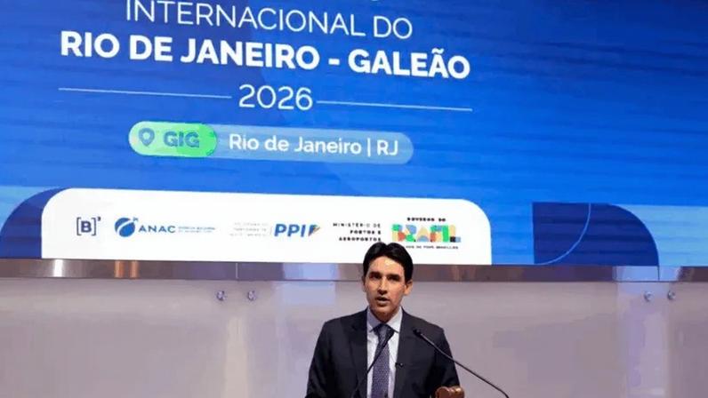 Ministro de Portos e Aeroportos, Silvio Costa Filho, em discurso durante o leilão do Aeroporto Internacional do Galeão