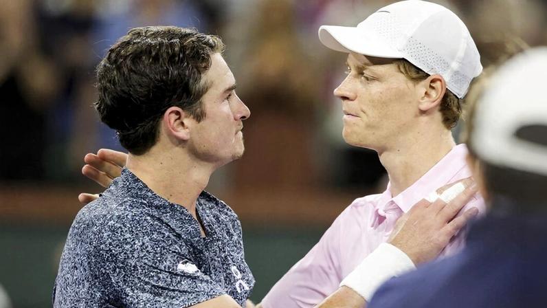 Fonseca arrisca e tem mentalidade excelente, diz Sinner