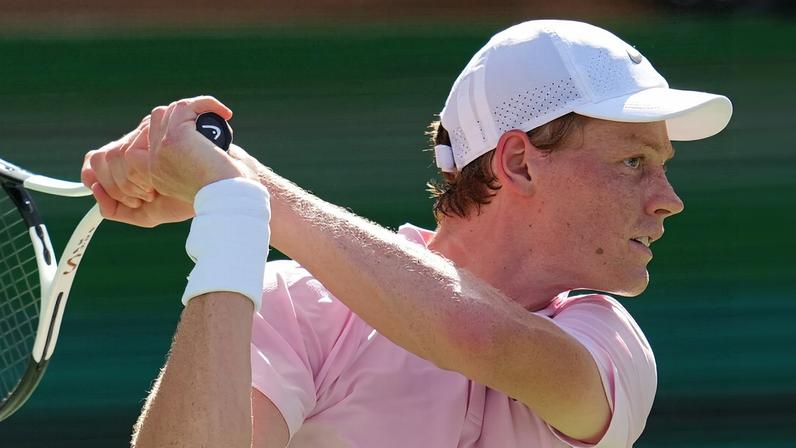 Sinner vence Medvedev e conquista título em Indian Wells