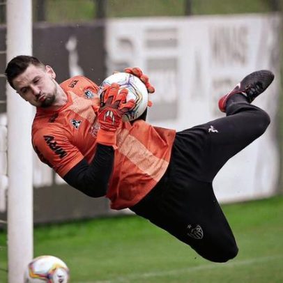 Ex-goleiro do Atlético reforça time mineiro na Série D