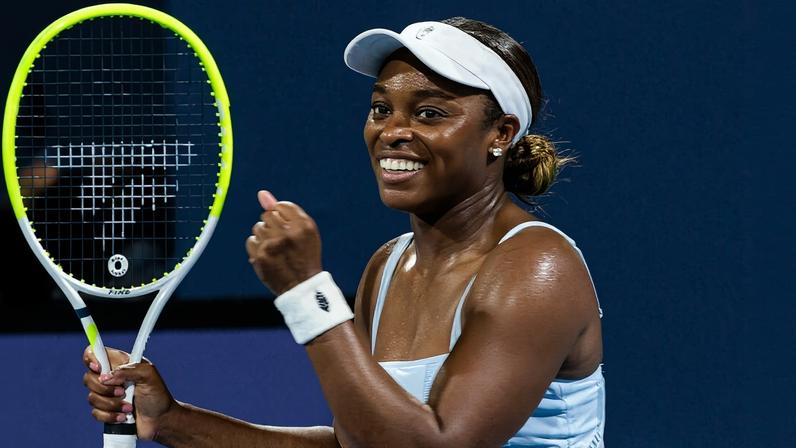 Stephens encerra série negativa e enfrenta Zheng