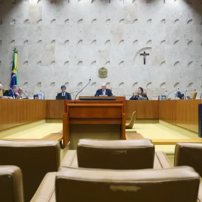 Ministros do STF mantêm silêncio sobre cachês de palestras